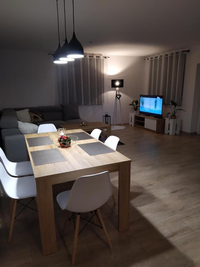 Apartament Kaola Єленя-Ґура Екстер'єр фото